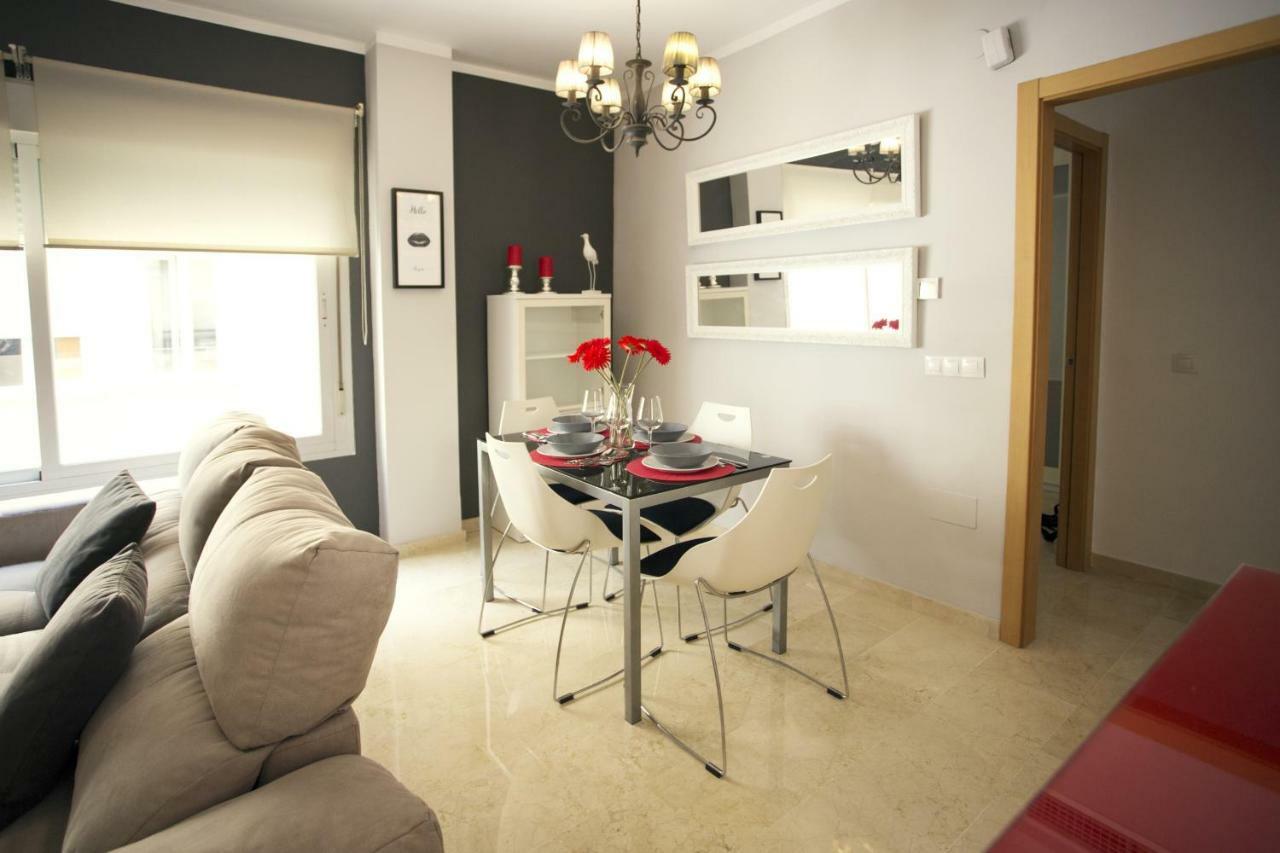 Modern, Comfortable & Bright Apartamento Málaga
