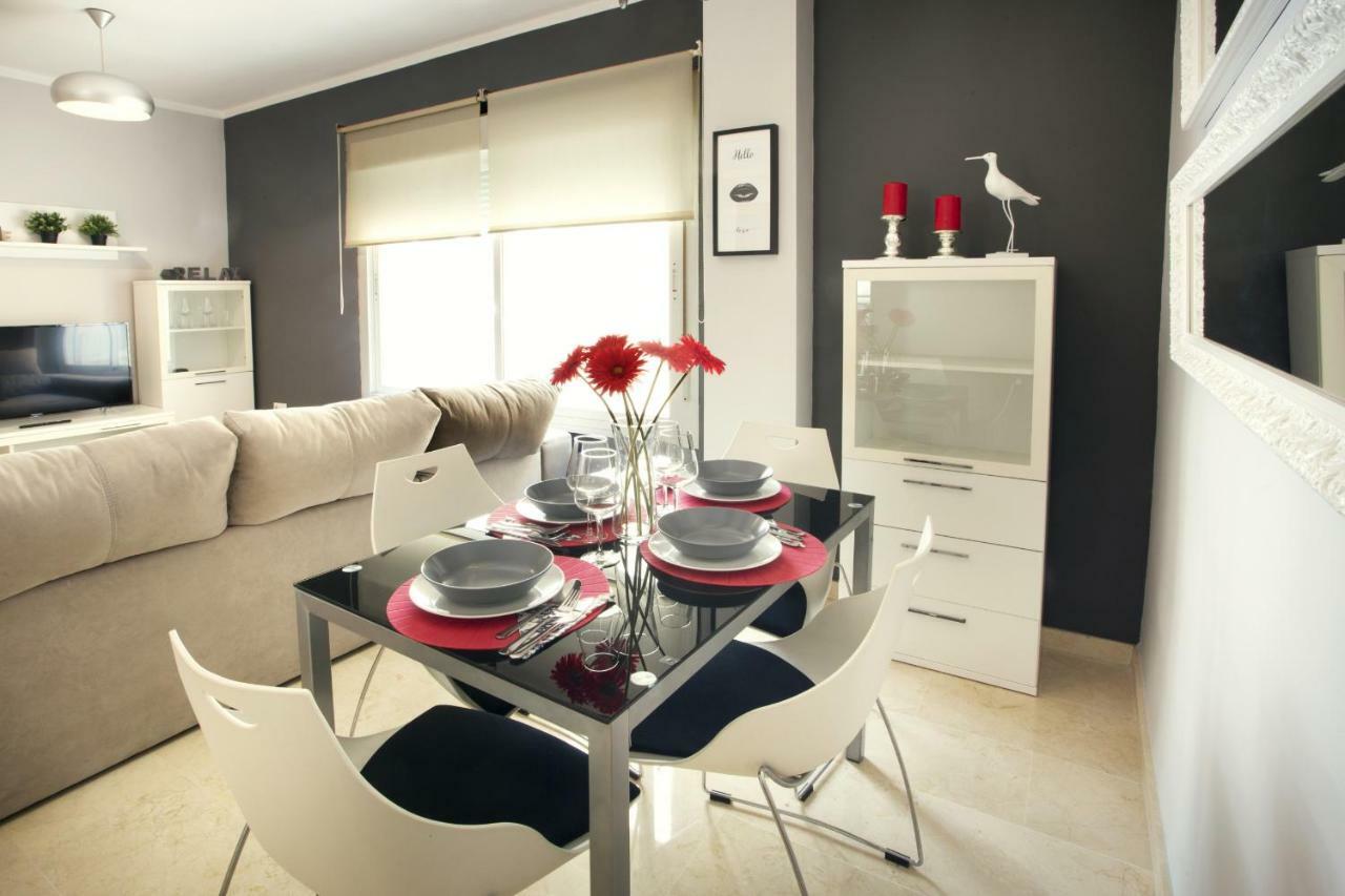 Modern, Comfortable & Bright Apartamento Málaga
