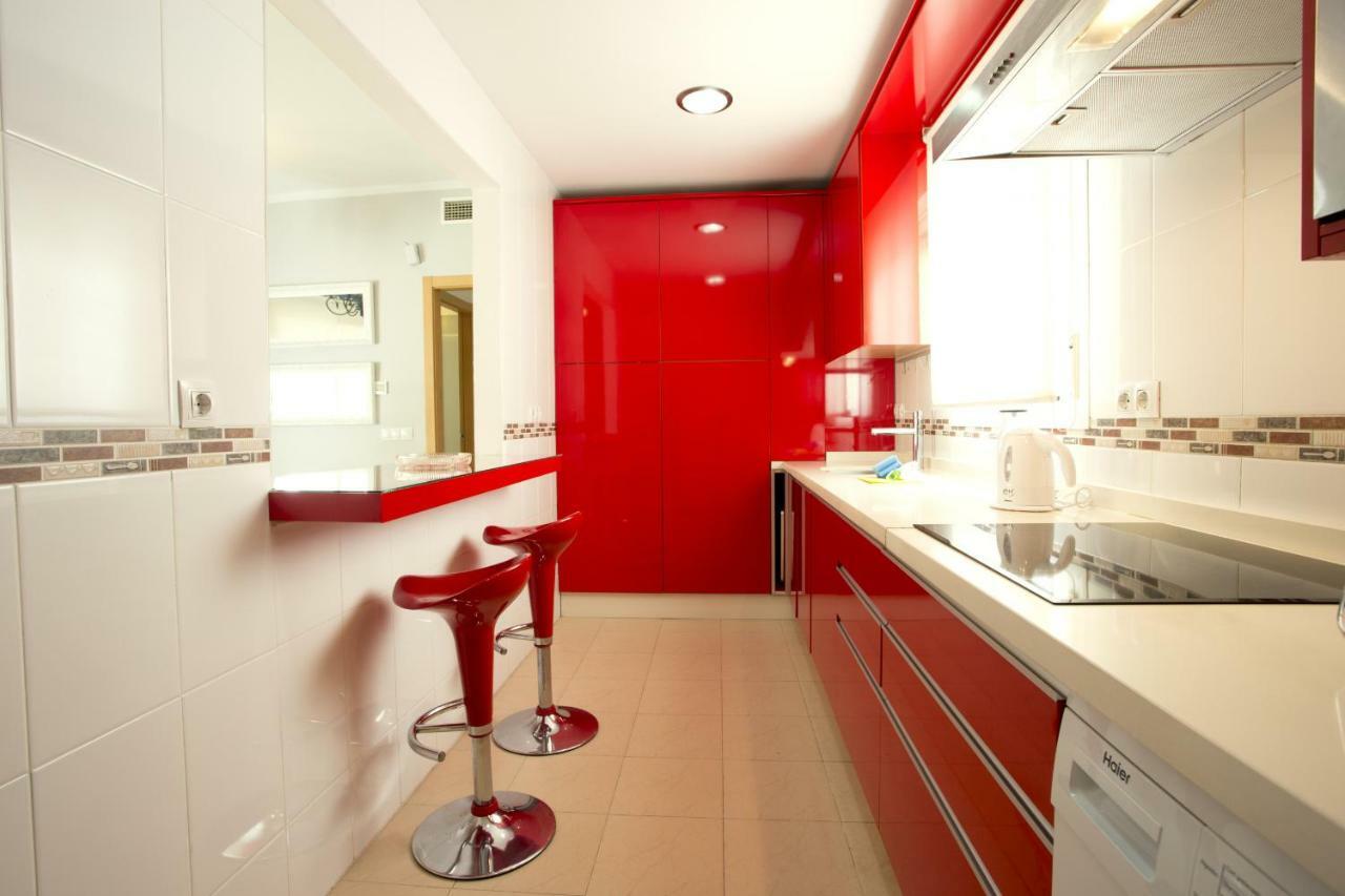 Modern, Comfortable & Bright Apartamento *