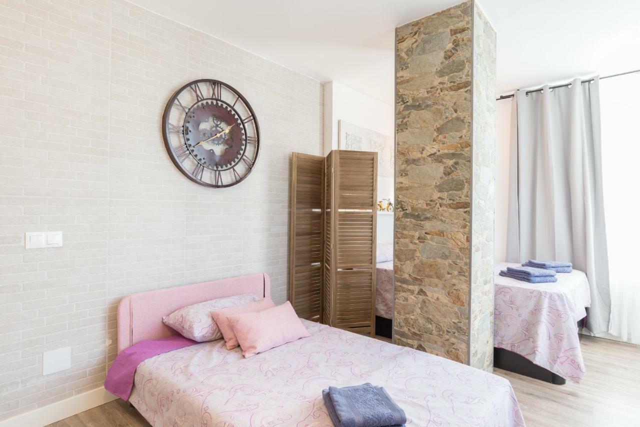Chanquete -el Dedo- Playa Estudio Con Vistas A Estrenar. Cama Doble + Sofa Cama *