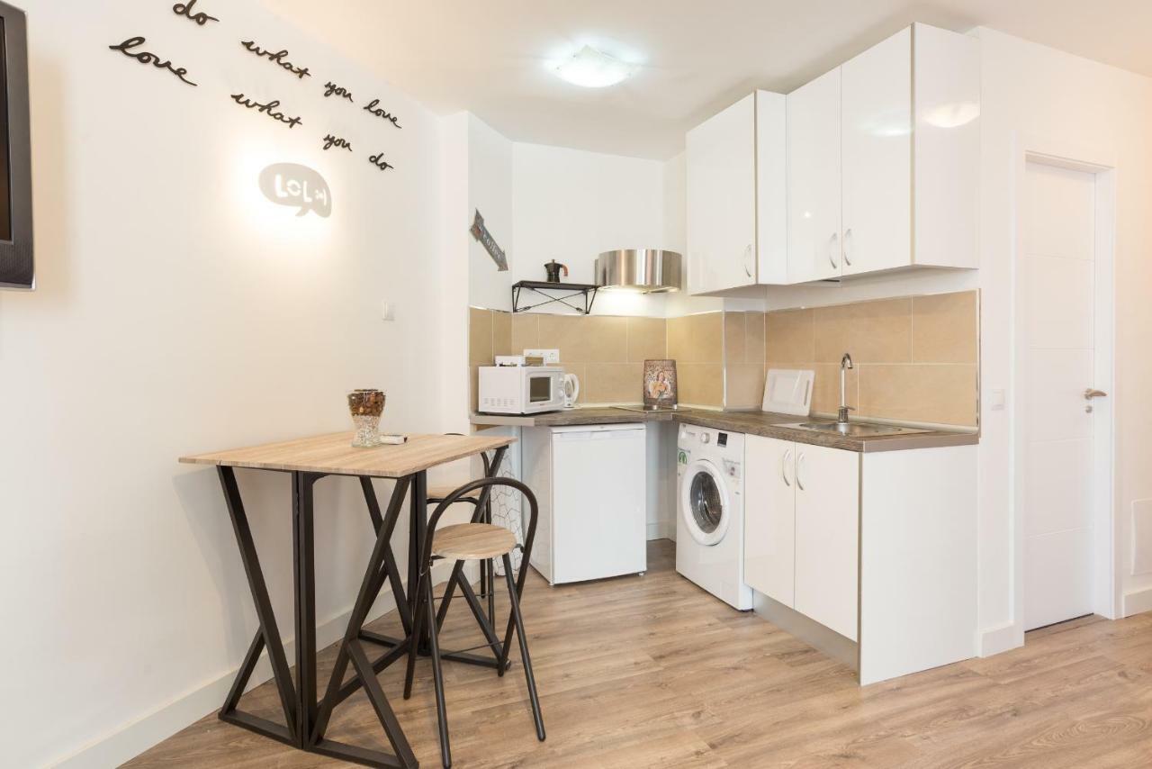 Apartamento Chanquete -el Dedo- Playa Estudio Con Vistas A Estrenar. Cama Doble + Sofa Cama