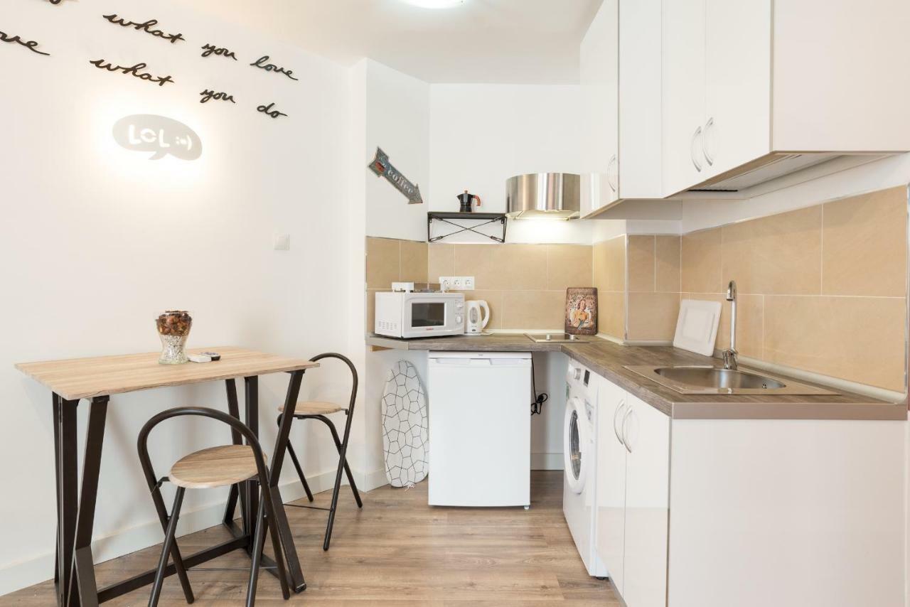 Apartamento Chanquete -el Dedo- Playa Estudio Con Vistas A Estrenar. Cama Doble + Sofa Cama
