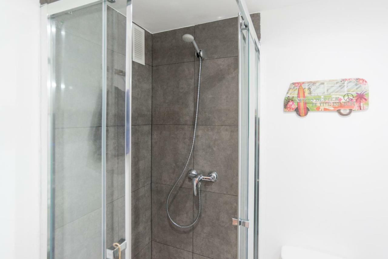 Chanquete -el Dedo- Playa Estudio Con Vistas A Estrenar. Cama Doble + Sofa Cama Apartment Malaga