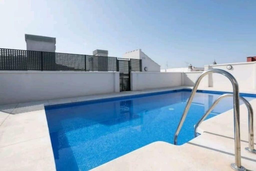 Apartamento Penthouse & Pool Center