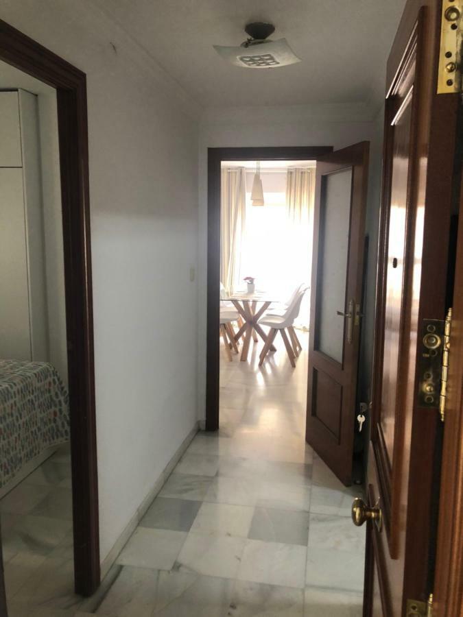 Piso Calle Miguel Bueno Lara 8 - Apartamento *