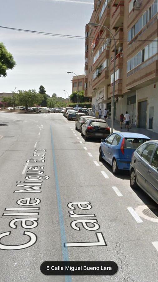 Apartamento Piso Calle Miguel Bueno Lara 8 - Málaga