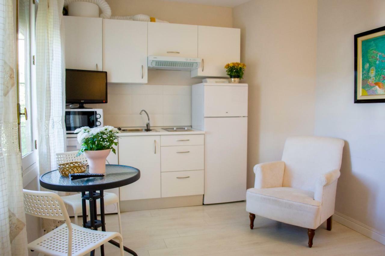 Apartment Entrepinares Malaga
