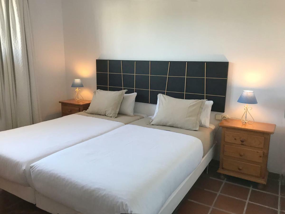 Apartamento Turísticos La Mundial