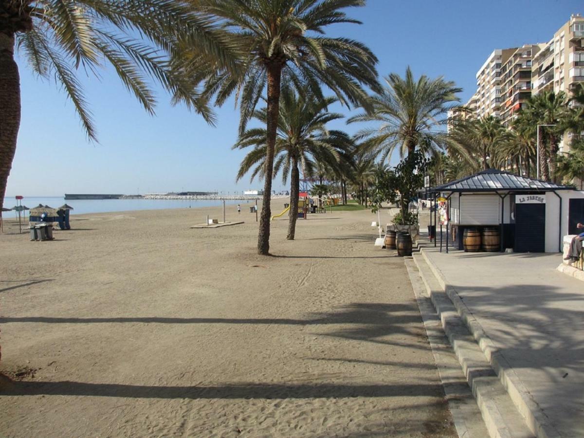 Playa Malagueta-canovas, 8 Personas Apartamento *