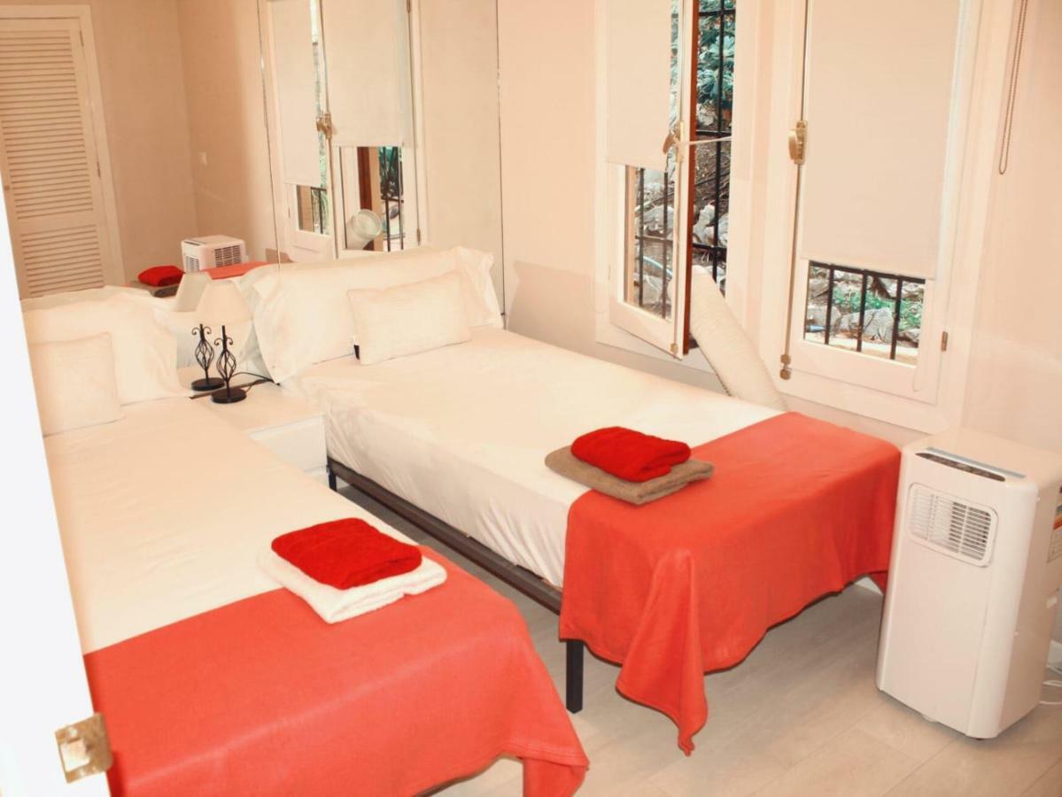 Apartment Entrepinares Malaga