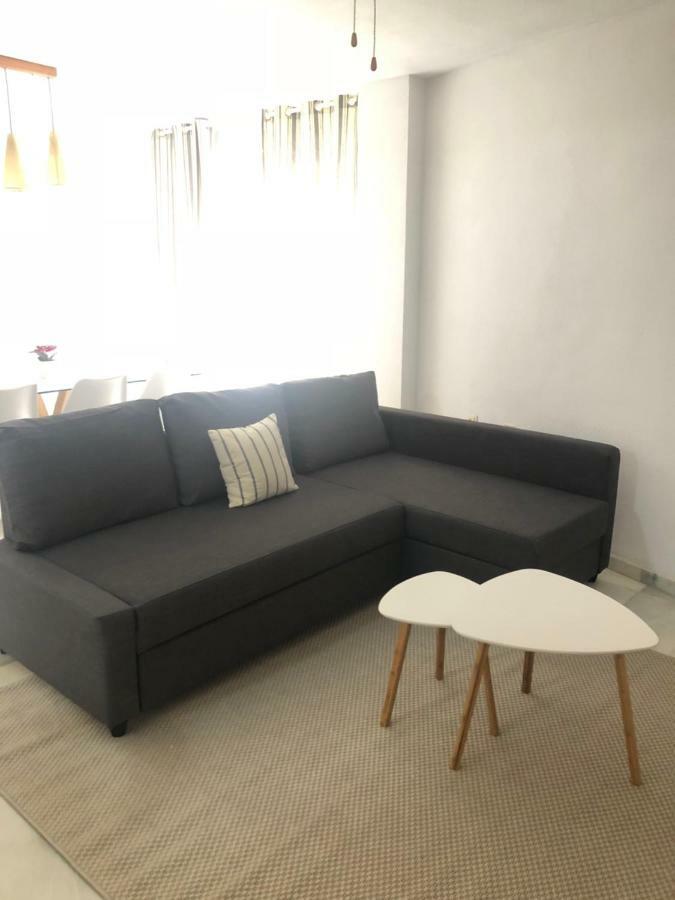 Piso Calle Miguel Bueno Lara 8 - Apartamento
