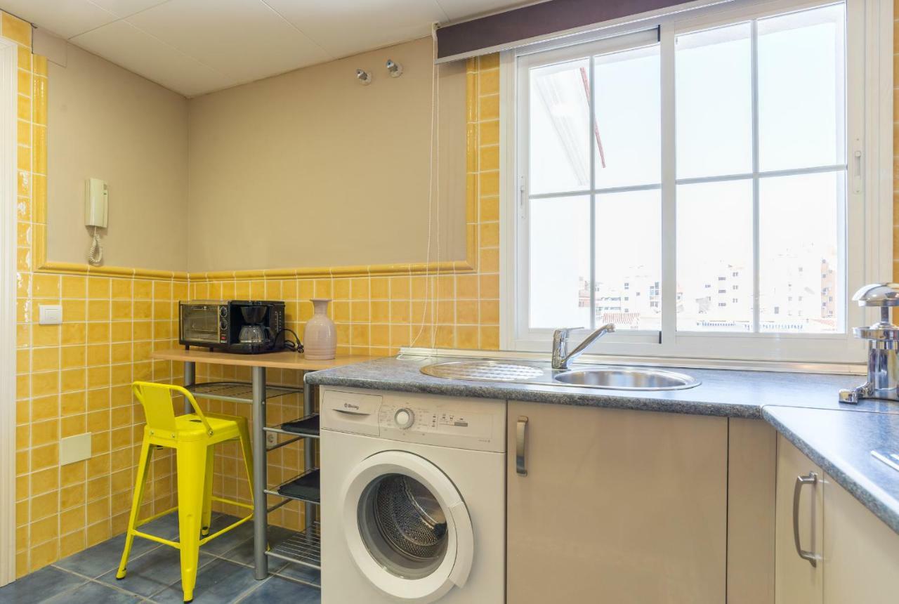 Gr3-renovated Apt Next To Old Town With Cozy Terrace Málaga