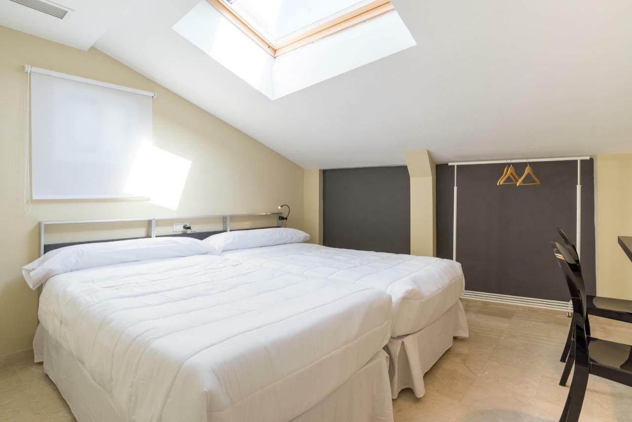 Apartamento Gr3-renovated Apt Next To Old Town With Cozy Terrace Málaga