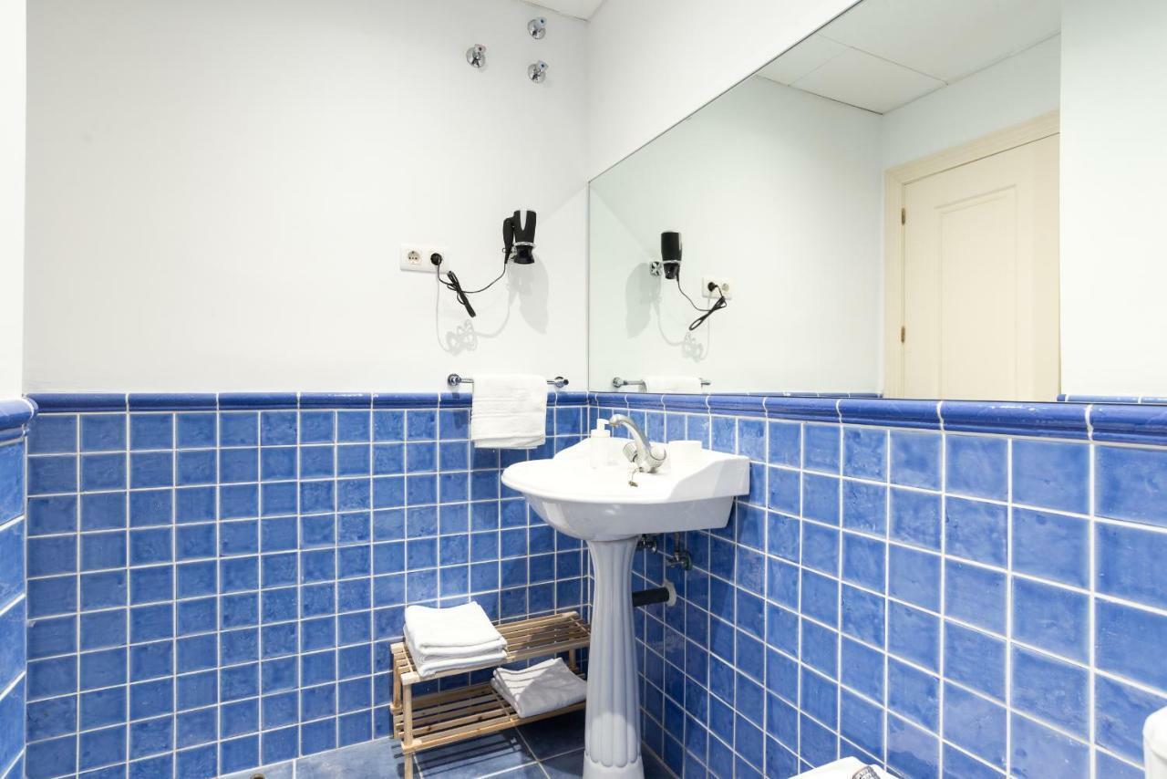 Gr2-large Groups Apt-walking Distance To Old Town Apartamento Málaga