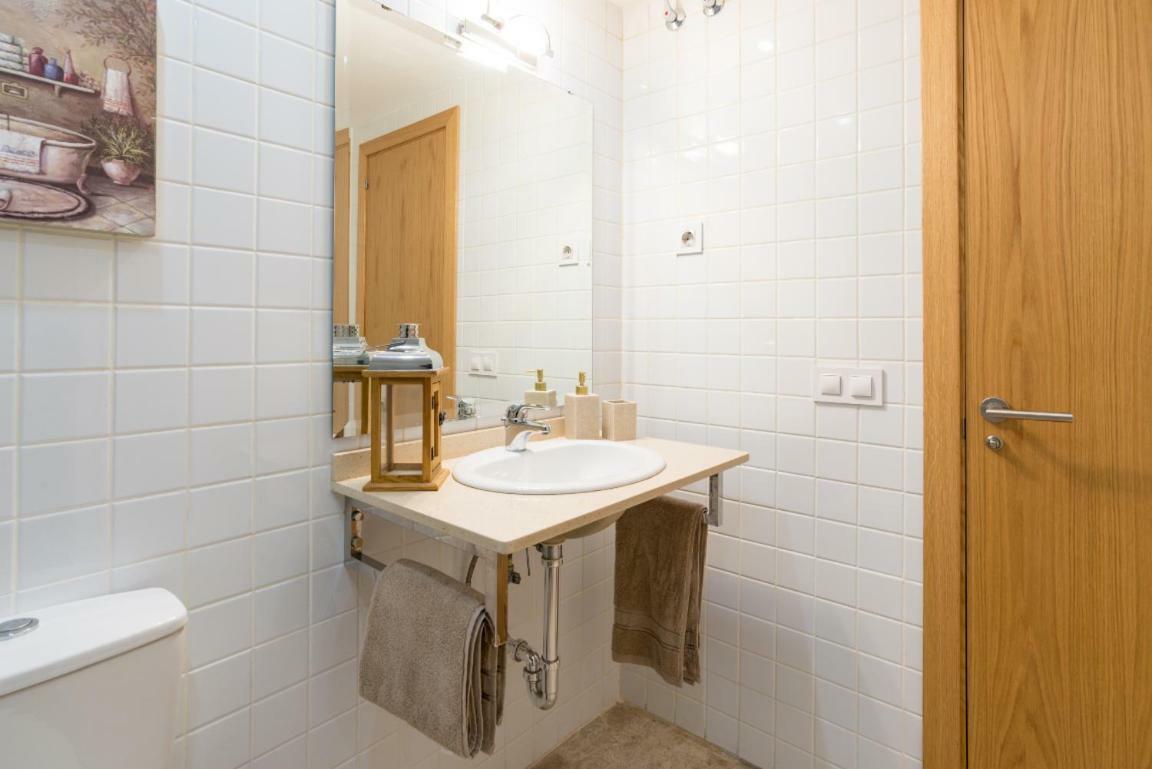 Apartamento Buena Locacion Estacion Maria Zambrano Cerca De La Playa Y Centrico