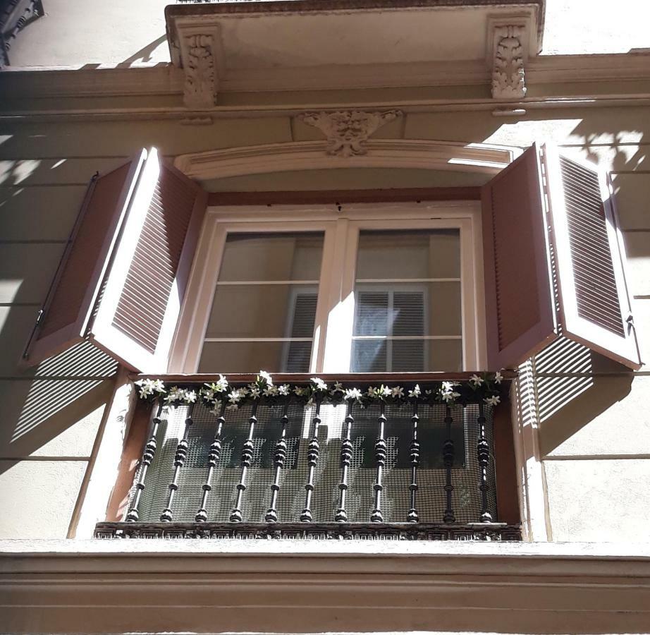 Apartamento & Away In The Heart Of Historical Town Of *