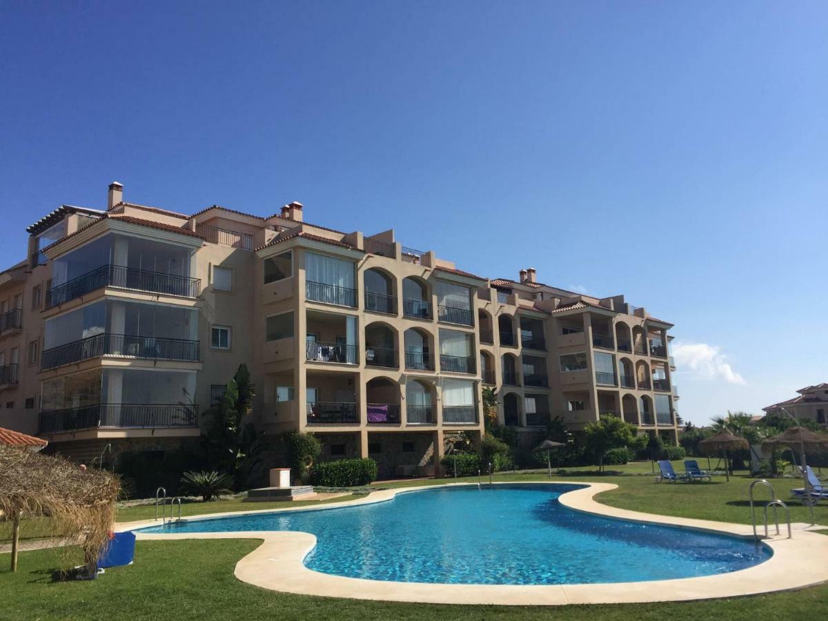 Sunny, Quiet And Spacious Nearby The Sea Apartamento