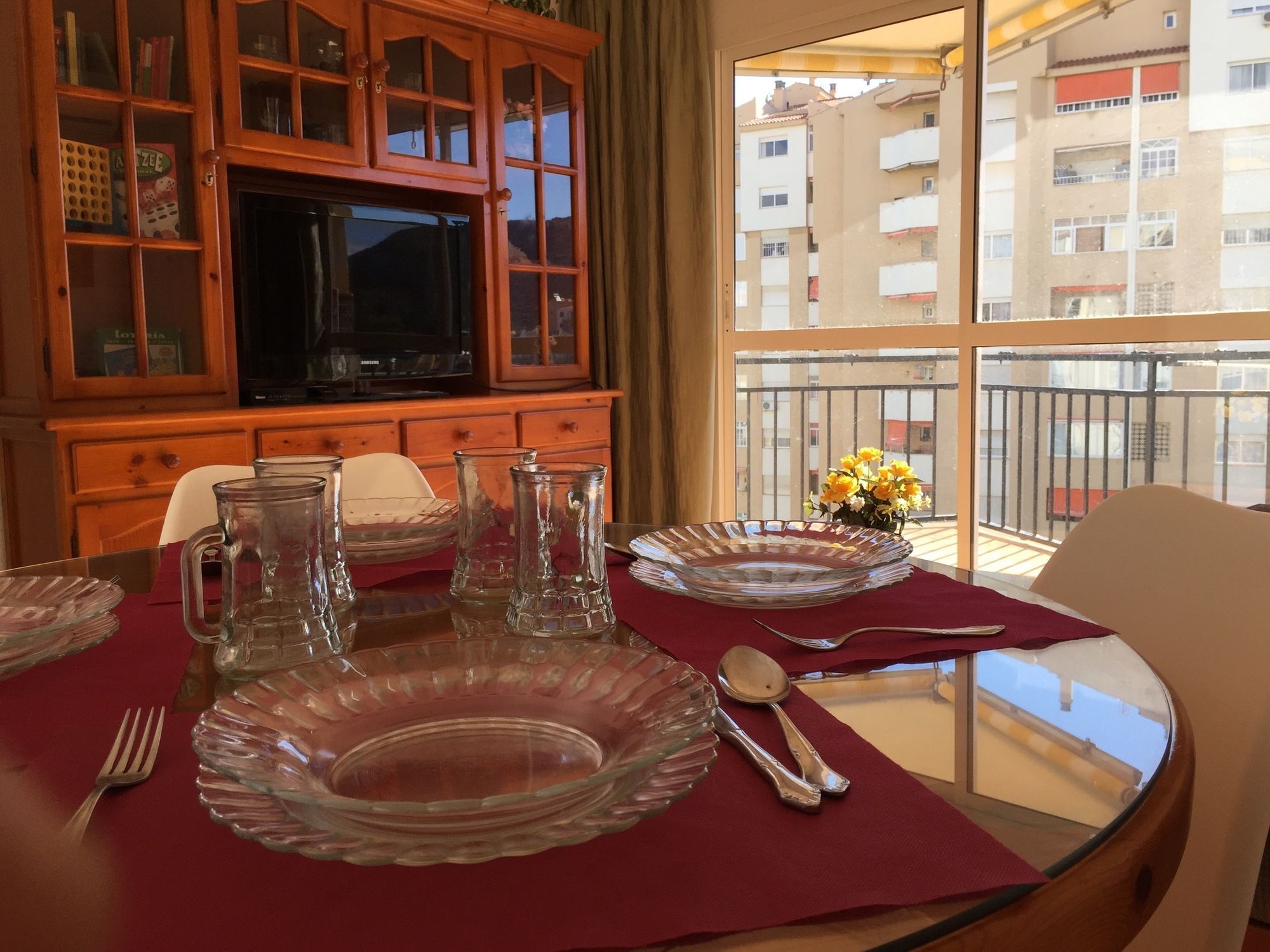 Sunny 2 Bedrooms Apartamento *
