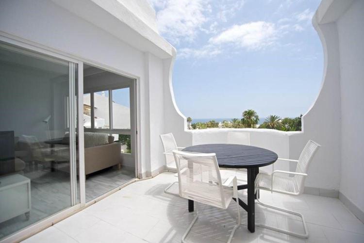 Moderno Apartamento Con Preciosas Vistas Al Mar Malaga