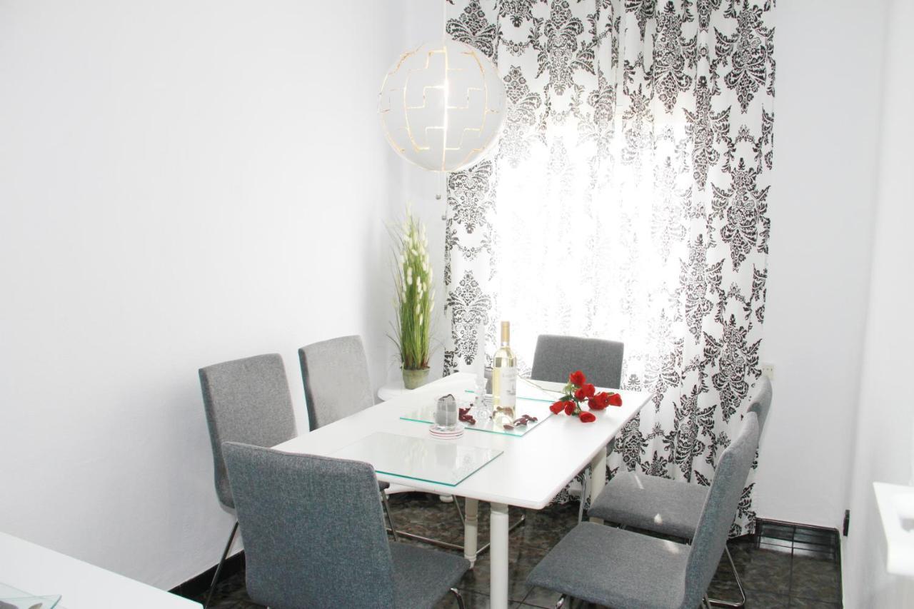 Shiny Per Family Apartamento Málaga