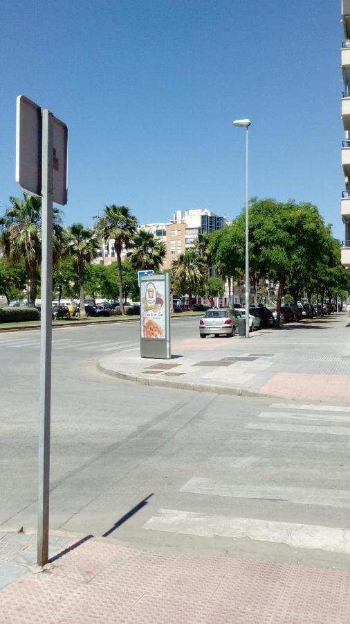 Maravilloso Apartamento En La Playa En Capital Apartamento *