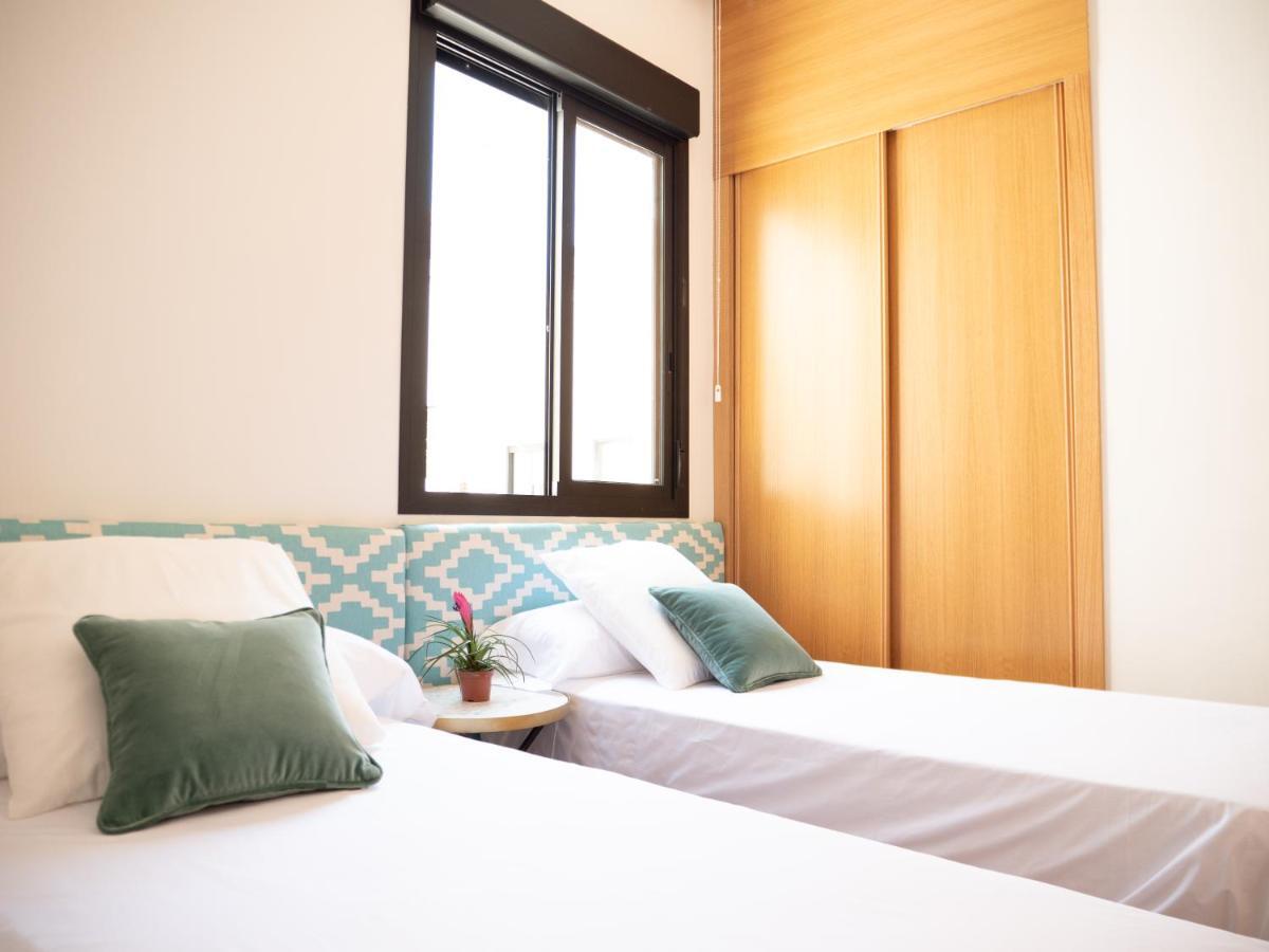 Apartamento Stylish In The Heart Of With Pool Málaga