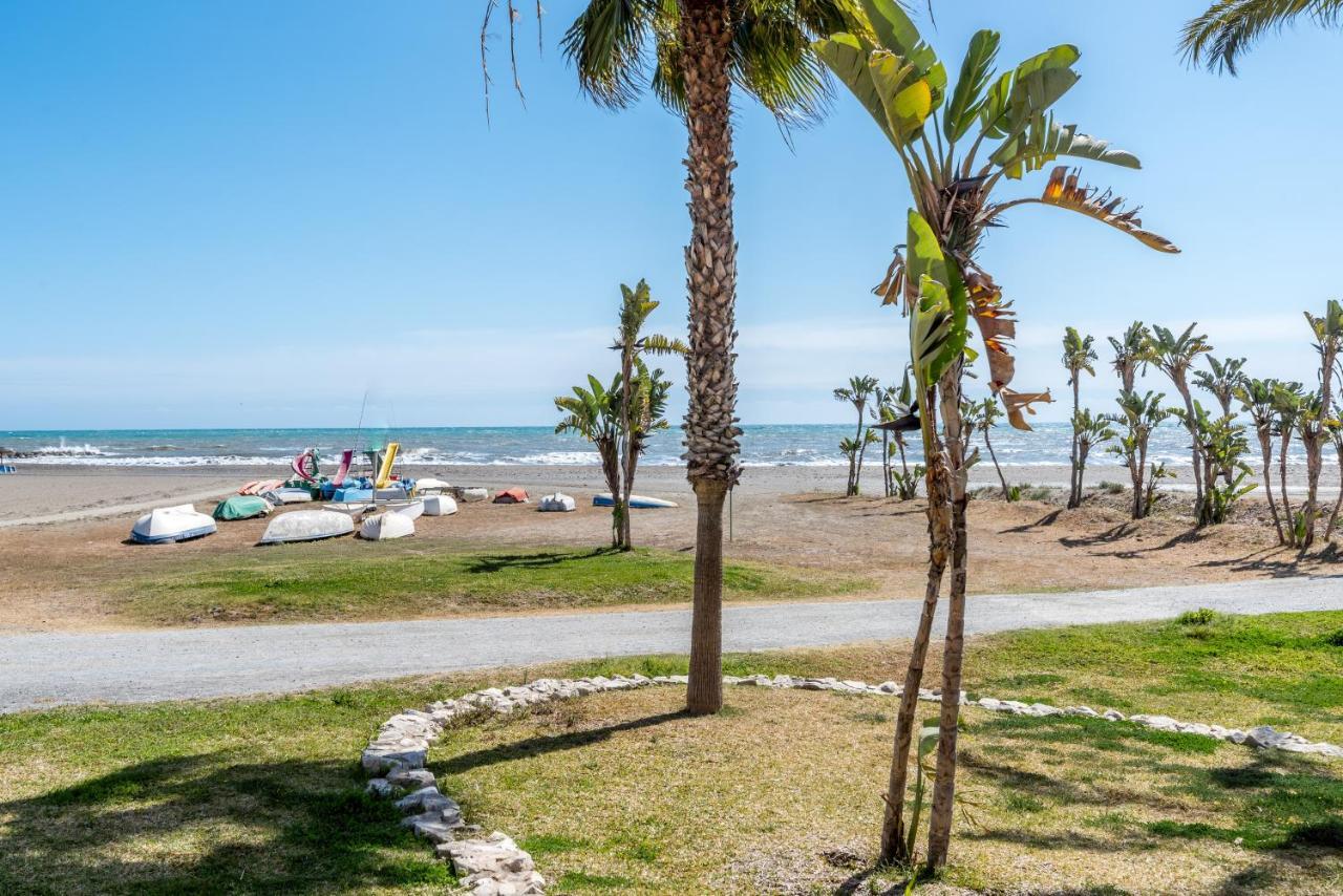 Estudio En Paseo Maritimo Frente A La Playa * Malaga