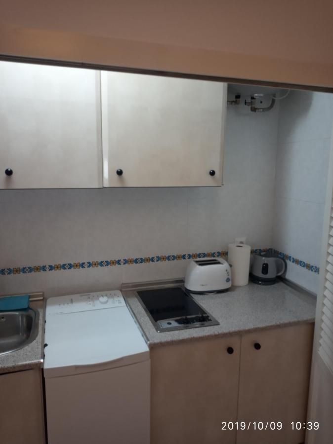 Calle Angel Apartment *
