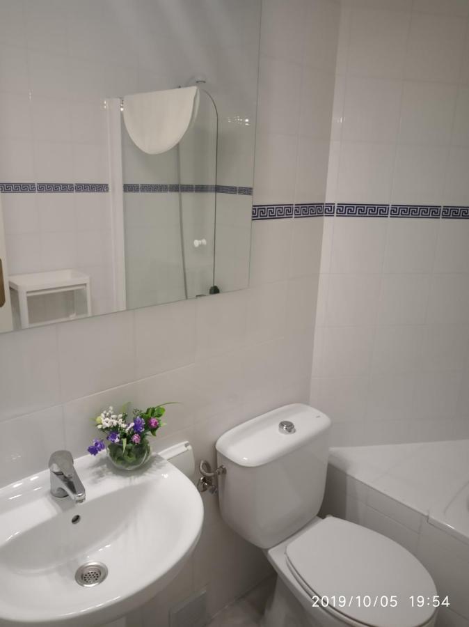 Calle Angel Apartment *