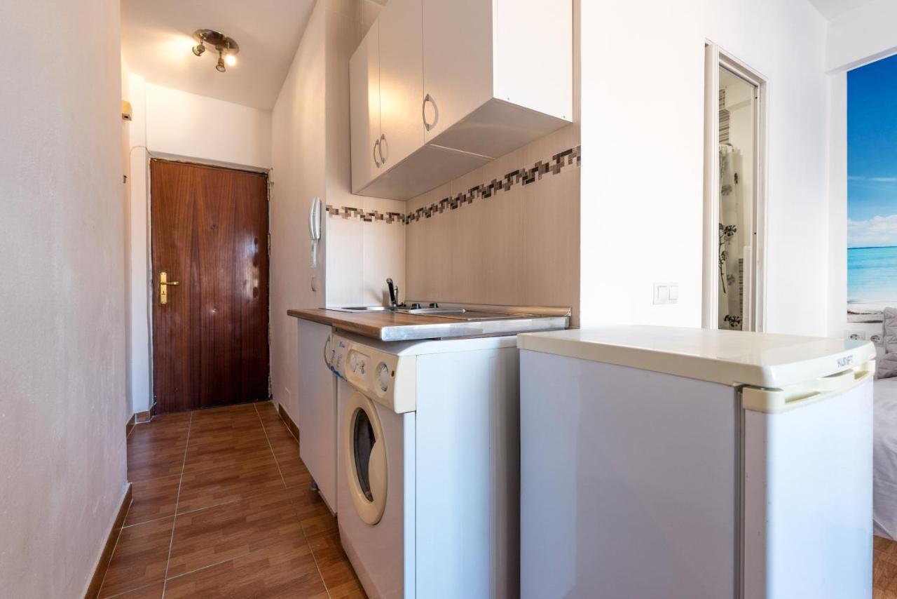 Estudio En Paseo Marítimo Frente A La Playa Apartamento Málaga