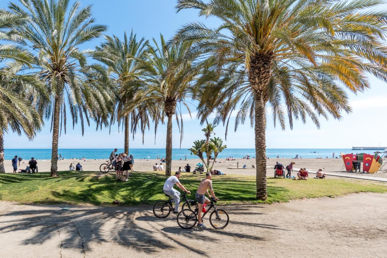 Estudio En Paseo Marítimo Frente A La Playa Málaga
