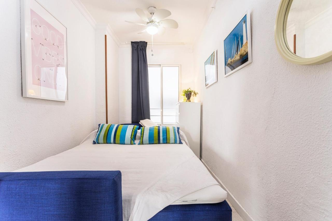 Playa Malagueta-canovas, 8 Personas Apartamento