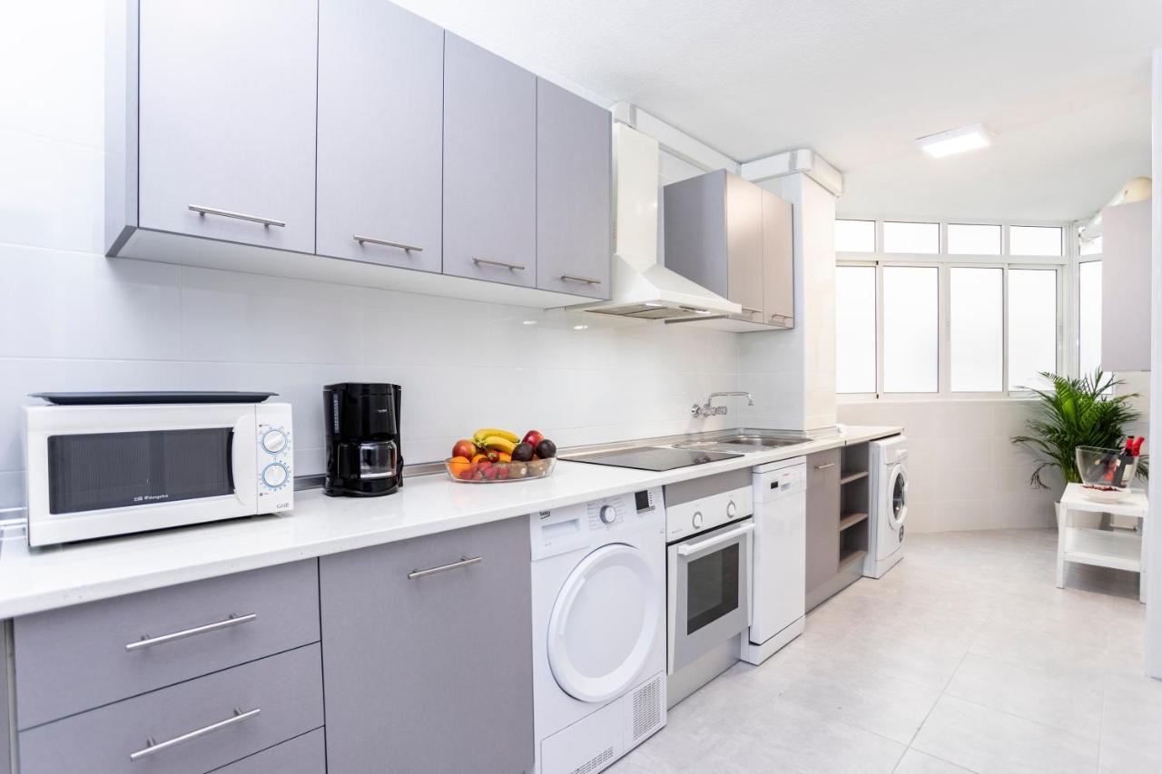 Playa Malagueta-canovas, 8 Personas Apartamento Málaga