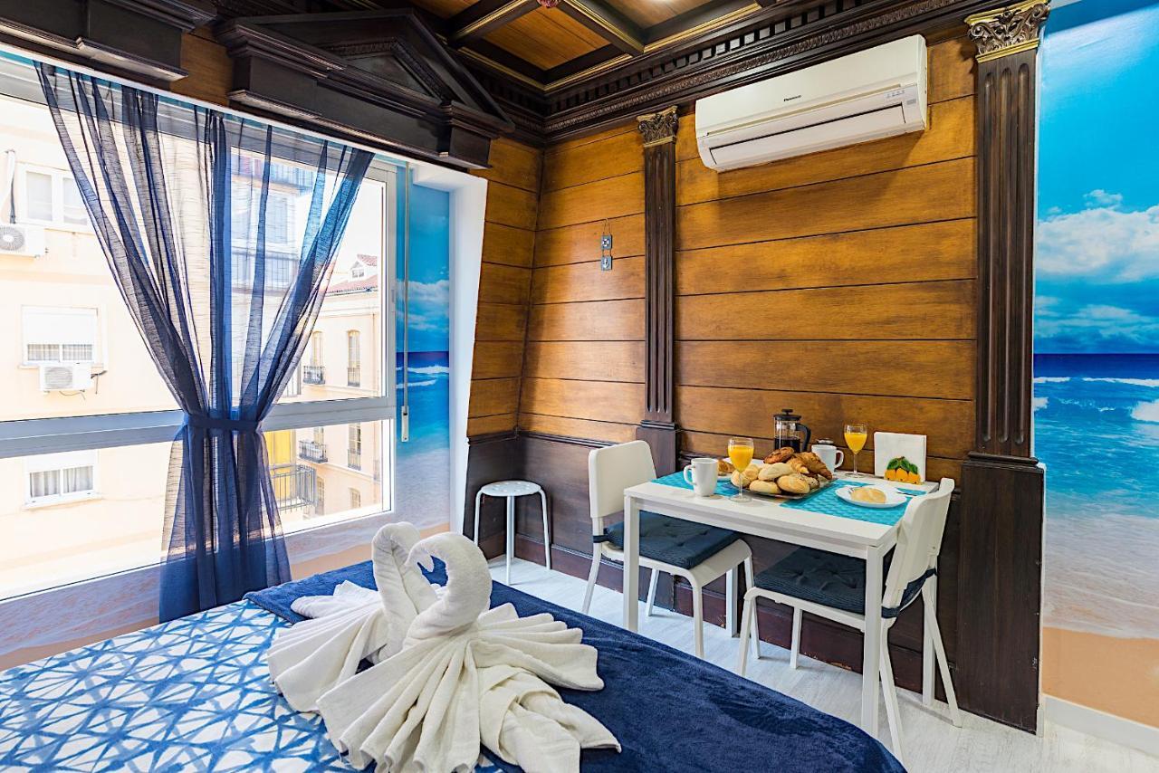 Citycenter Pirates Room, Young People Only * Malaga