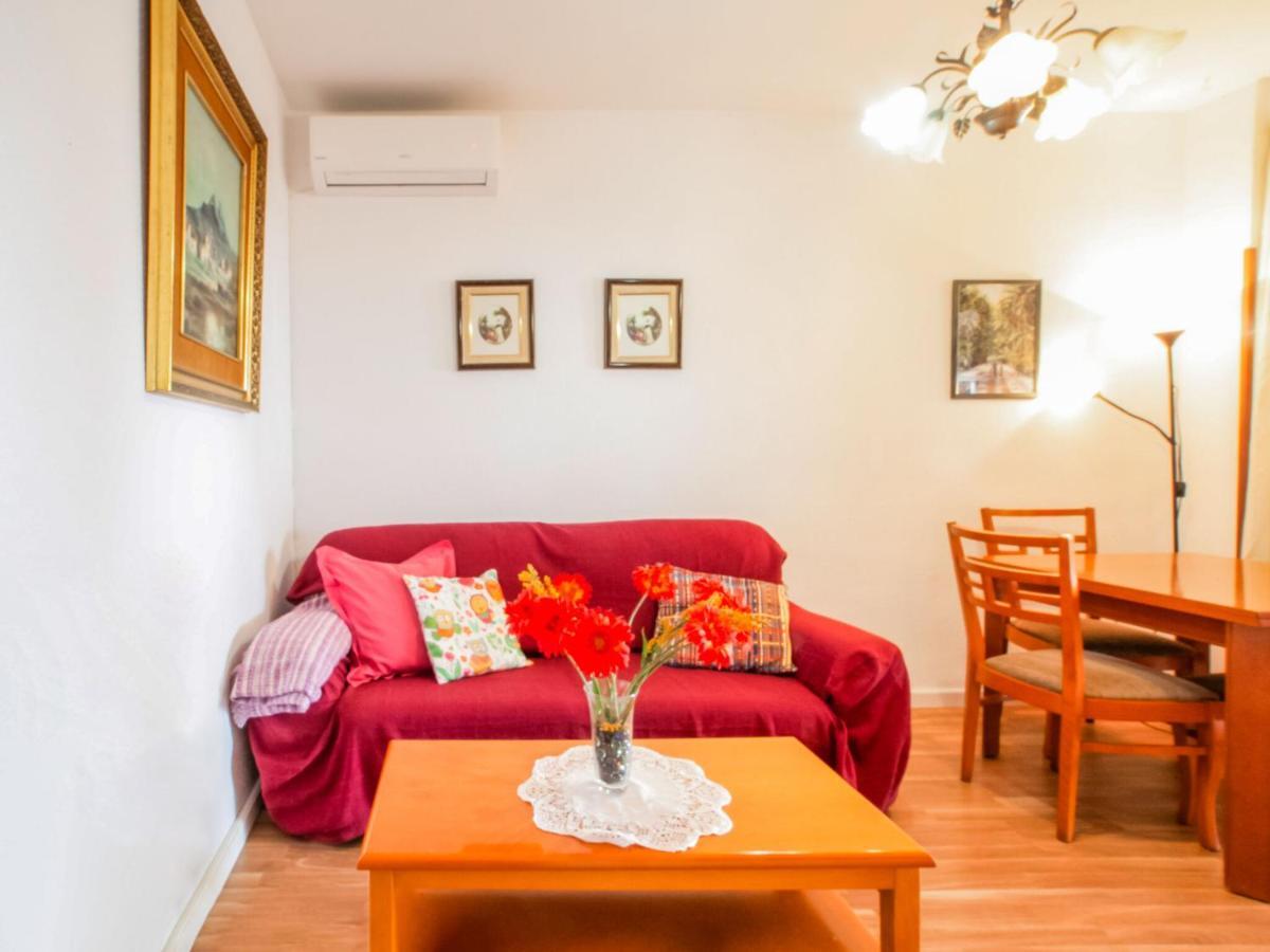 Сasa de vacaciones Welcoming In With Patio *