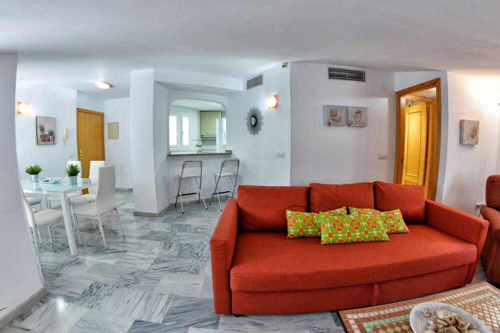 Maribel Wonderstays Hotel