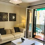 Apartamento a 50 metros de la playa malagueta con vistas al mar
