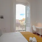 C67 - Shiny 6 Bedrooms In Plaza De La Merced