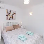 Spacious 3Br In Miraflores Near All Amenities