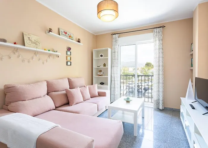 Holidays2Malaga Capuchino French Balcony & Smarttv
