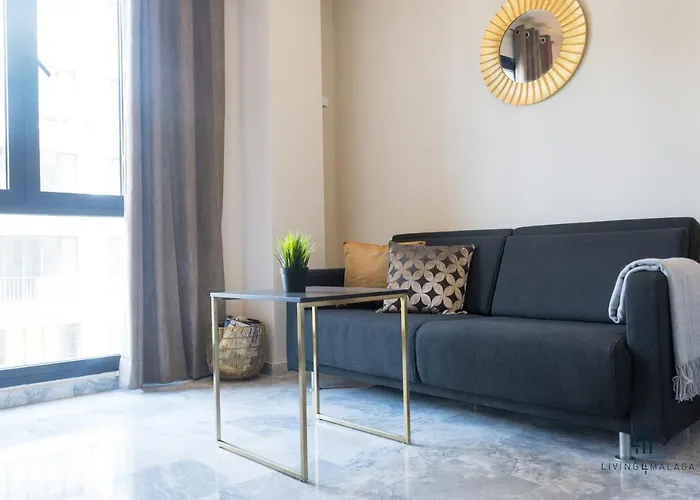 Living4Malaga Golden Suite
