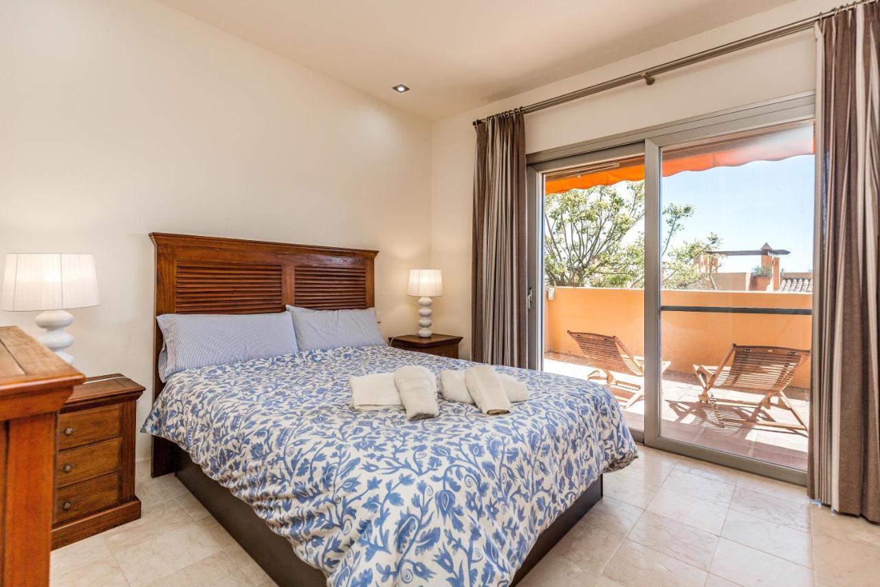 Townhouse With Great Sea Views In Riviera Del Sol Сasa de vacaciones