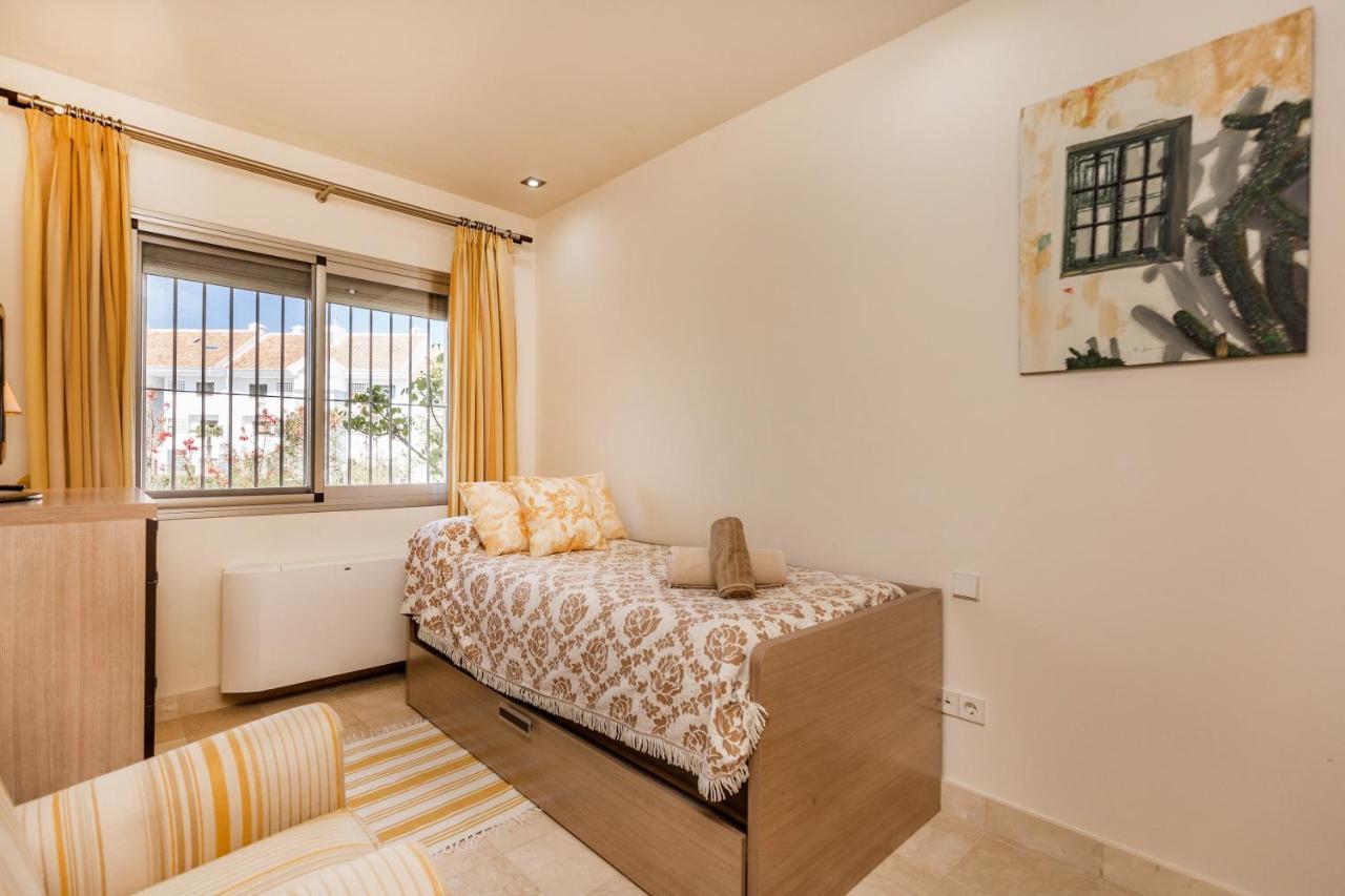 Сasa de vacaciones Townhouse With Great Sea Views In Riviera Del Sol Málaga