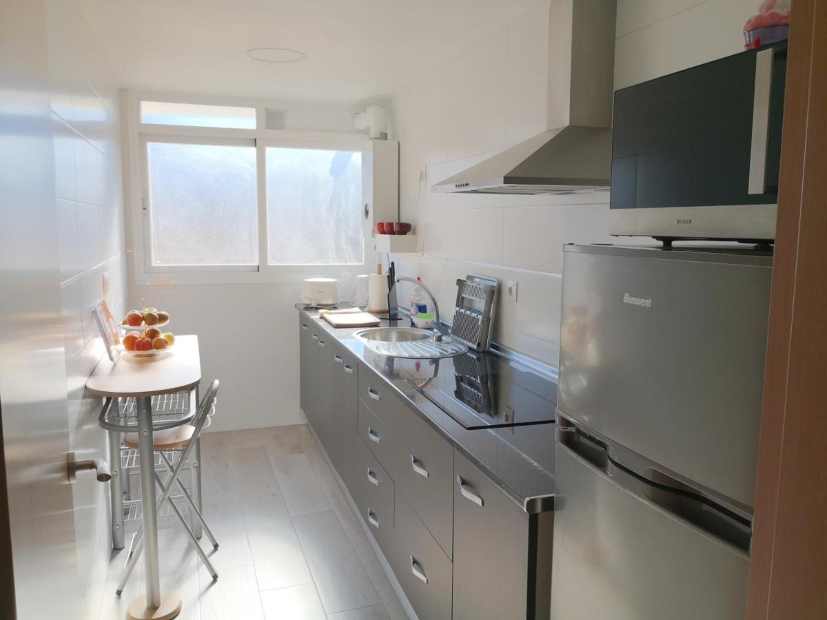 Apartamento Confortable Y Luminoso Piso 5 Camas, Parking Gratis *