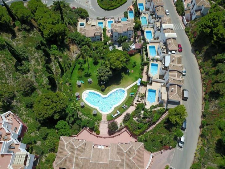 Amazing 2 Bedroom 2 Bathroom In Ladera De Mar, Nerja Apartment