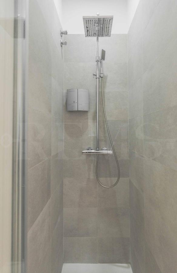 Apartamento With Balcony In The Heart Of By Rems *