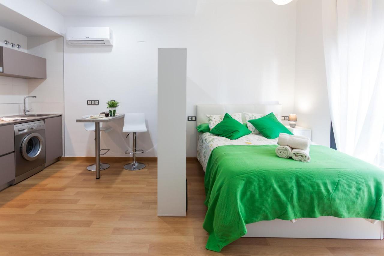 Romántico Estudio Con Piscina