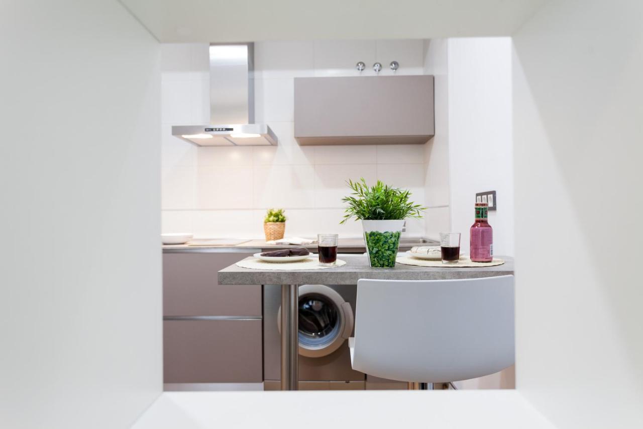 Apartamento Romántico Estudio Con Piscina *