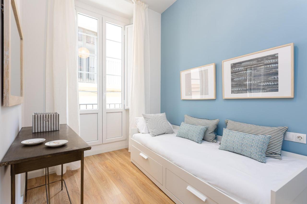 Beautiful In Apartment Malaga