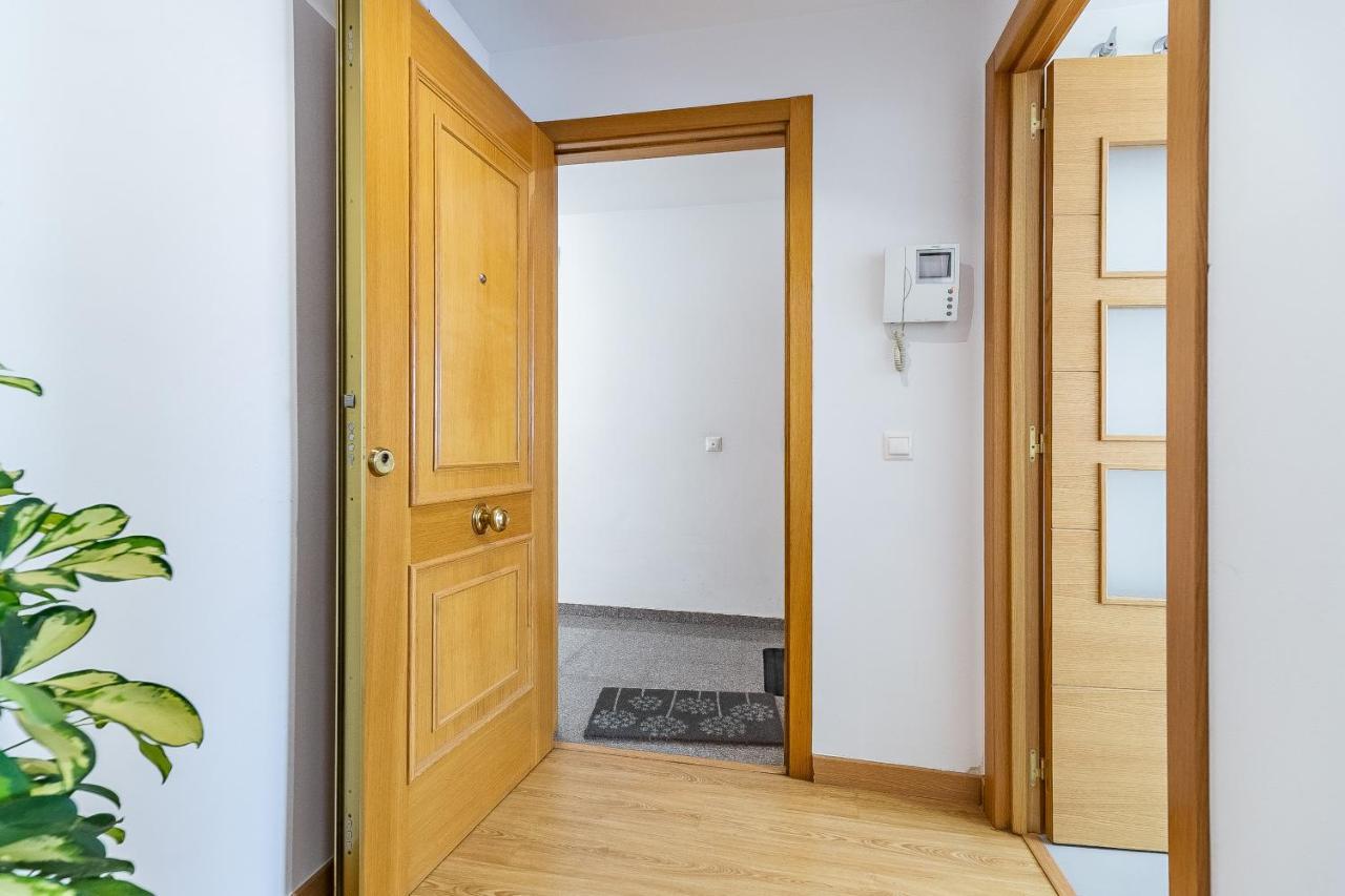 Apartamento Modern Valparaiso With Parking Málaga